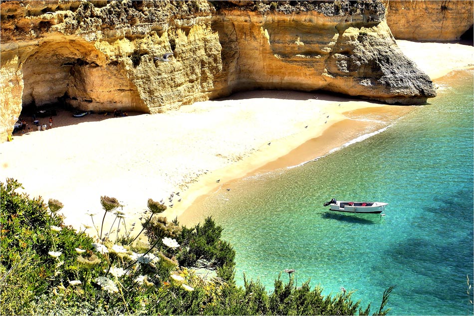 Praia da Marinha Portugal