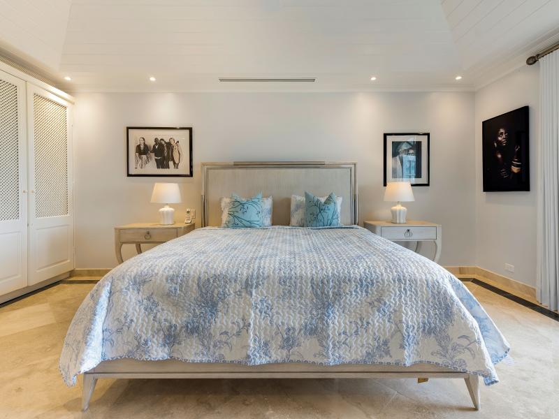 Old Trees 3 - Sundance , Beachfront villas Barbados , Old Trees , Paynes Bay , St James , West Coast Barbados  