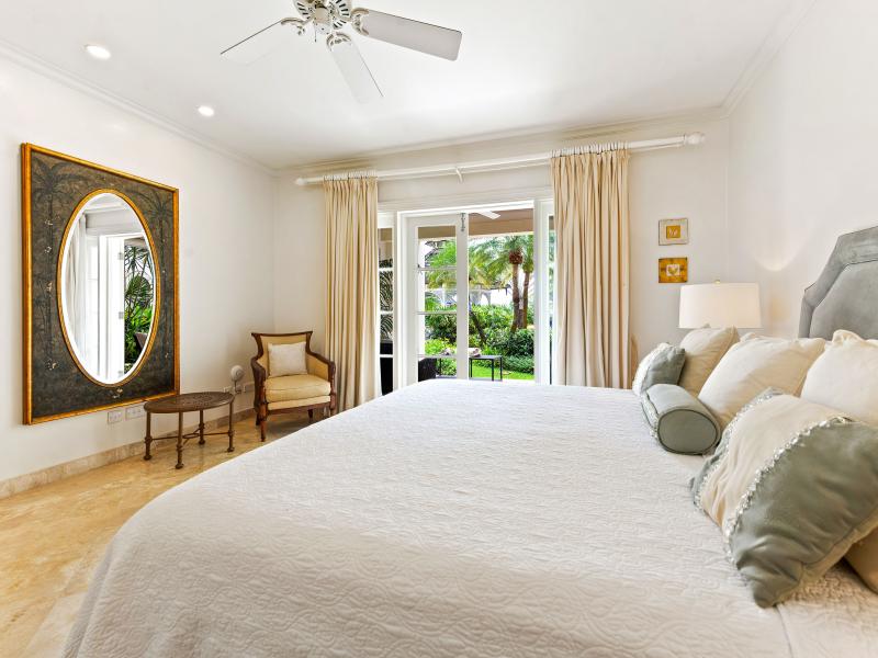 Schooner Bay 106 - Dreamweaver - Beachfront -  , Beachfront villas Barbados , Schooner Bay , Speightstown , St Peter , West Coast Barbados  