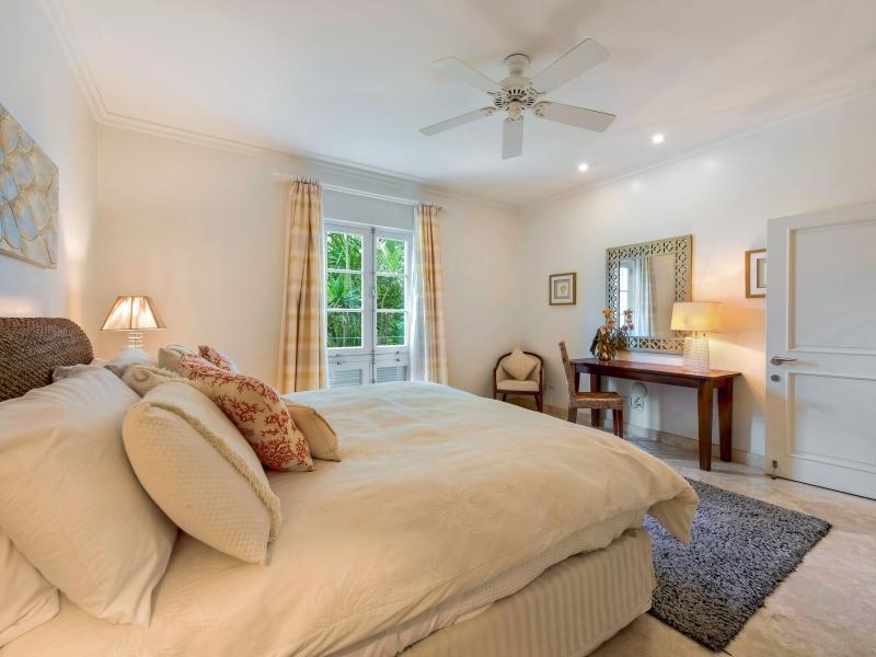 Schooner Bay 106 - Dreamweaver - Beachfront -  , Beachfront villas Barbados , Schooner Bay , Speightstown , St Peter , West Coast Barbados  