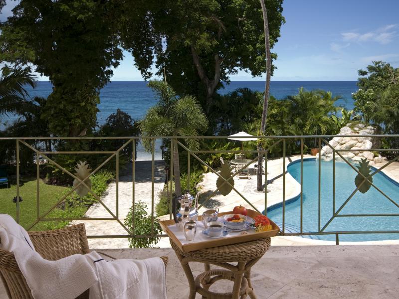 Moon Reach - Beachfront  , Beachfront villas Barbados , Lower Carlton , St James , The Garden, Barbados , West Coast Barbados  