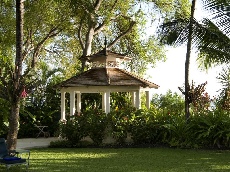 Moon Reach - Beachfront  , Beachfront villas Barbados , Lower Carlton , St James , The Garden, Barbados , West Coast Barbados  