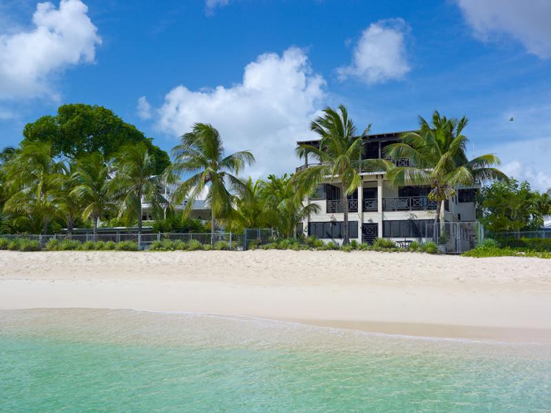 Crowsnest Villa- Beachfront , Beachfront villas Barbados , Christ Church  , South Coast Barbados , St Michael  