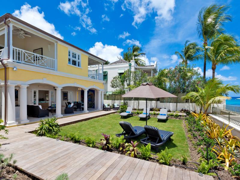 Still Fathoms - Beachfront , Beachfront villas Barbados , Lower Carlton , St James , West Coast Barbados  