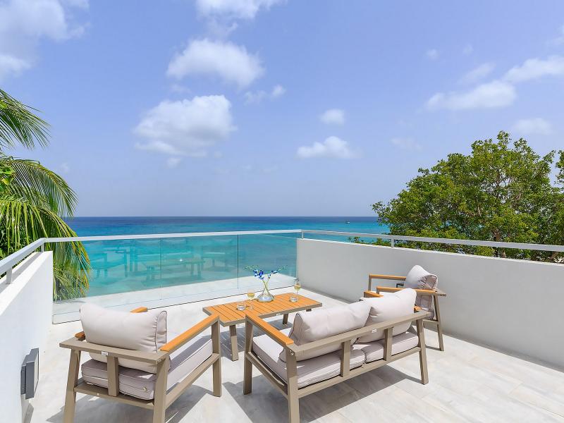 Villa Imagine - Beachfront , Beachfront villas Barbados , Fitts Village , Prospect , St James , West Coast Barbados  