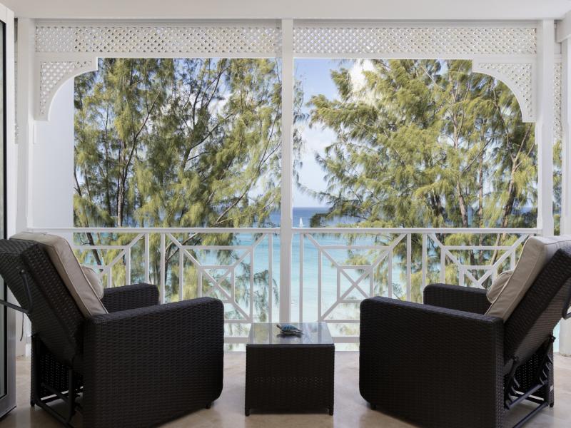 Old Trees 302 - La Mirage Penthouse  , Beachfront villas Barbados , Old Trees , Paynes Bay , St James , West Coast Barbados  