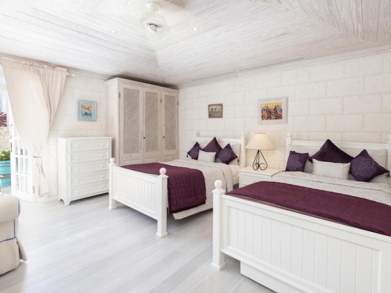 Old Trees 2 - Azzurro , Beachfront villas Barbados , Old Trees , Paynes Bay , St James , West Coast Barbados  