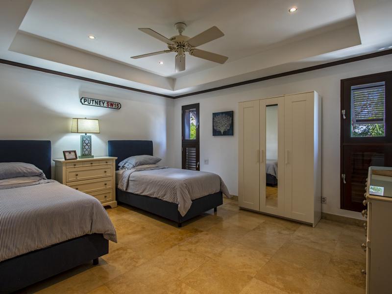 Coral Cove 4 - Green Fields  , Beachfront villas Barbados , Coral Cove , Paynes Bay , St James , West Coast Barbados  