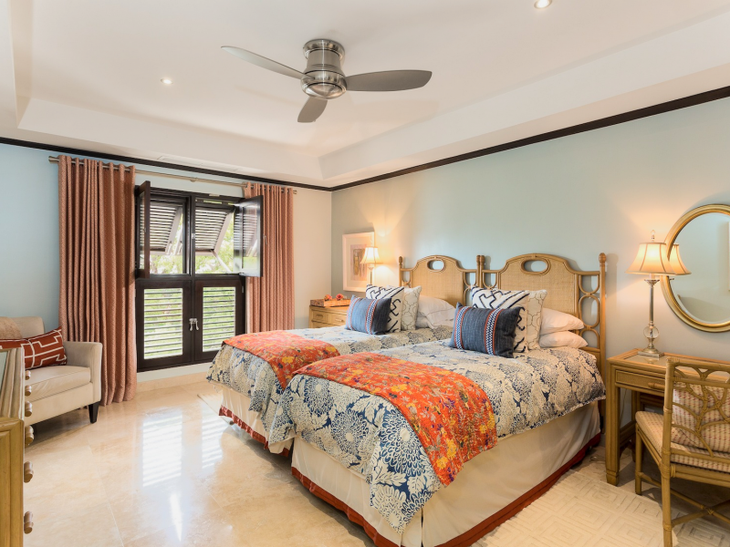 Coral Cove 14 - Crows Nest beachfront , Beachfront villas Barbados , Coral Cove , Paynes Bay , St James , West Coast Barbados  