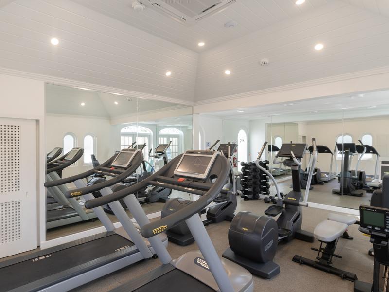 Old Trees Sea Breeze 204  , Beachfront villas Barbados , Old Trees , Paynes Bay , St James , West Coast Barbados  