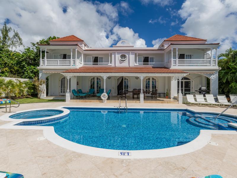 Fosters House - Beachfront , Beachfront villas Barbados , Lower Carlton , St James , West Coast Barbados  