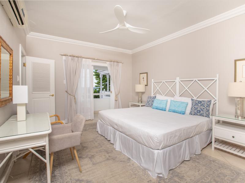 Fosters House - Beachfront , Beachfront villas Barbados , Lower Carlton , St James , West Coast Barbados  