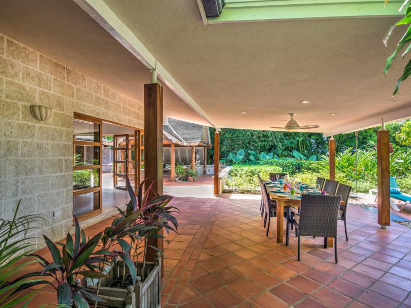 Thespina - Beachfront , St James  