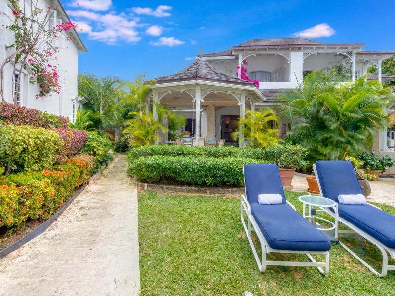 Emerald Beach 3 - Ixoria , Beachfront villas Barbados , Emerald Beach , Gibbes , St Peter , West Coast Barbados  