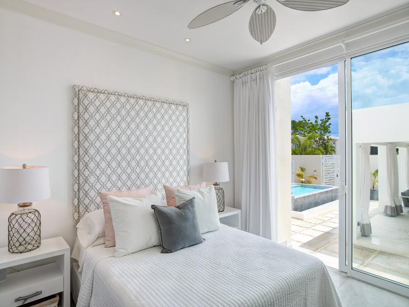 Footprints Cottage - South  , St James , West Coast Barbados  