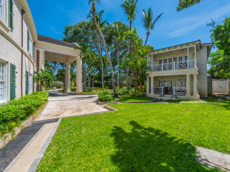 Cove Spring House - Beachfront , Beachfront villas Barbados , St James , The Garden, Barbados , Waterfront villas Barbados , West Coast Barbados  