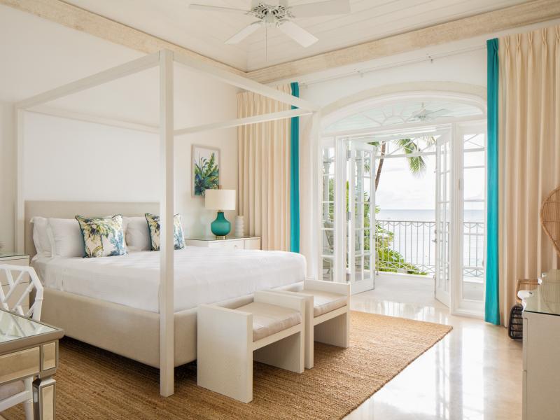 Kiko - Beachfront , Beachfront villas Barbados , Paynes Bay , St James , West Coast Barbados  