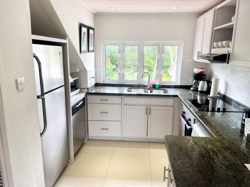 Glitter Bay 302 - Always Summer , Beachfront villas Barbados , Glitter Bay , Porters , St James , West Coast Barbados  