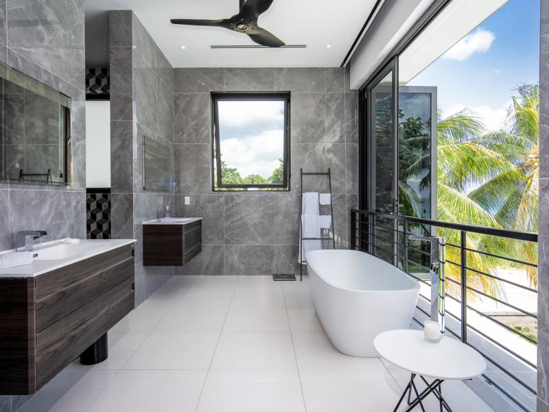 Villa Onyx , Beachfront villas Barbados , St Peter , West Coast Barbados  