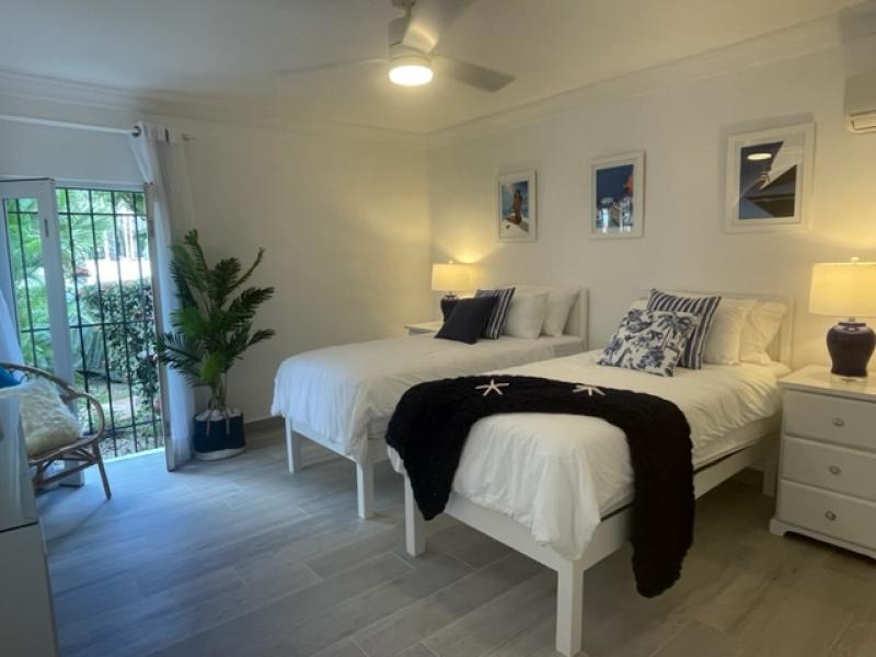 Glitter Bay 102 - 49 Steps  , Beachfront villas Barbados , Glitter Bay , Porters , St James , West Coast Barbados  