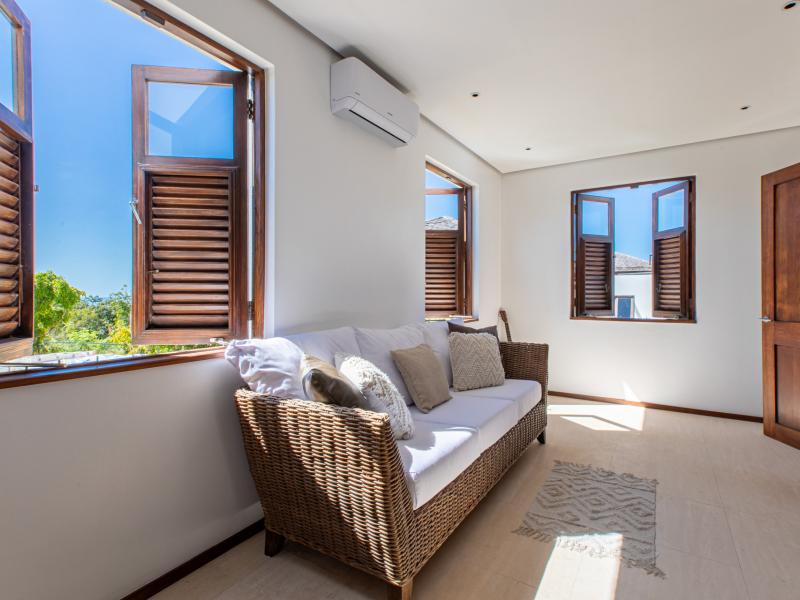 Sundeck House  , St James  