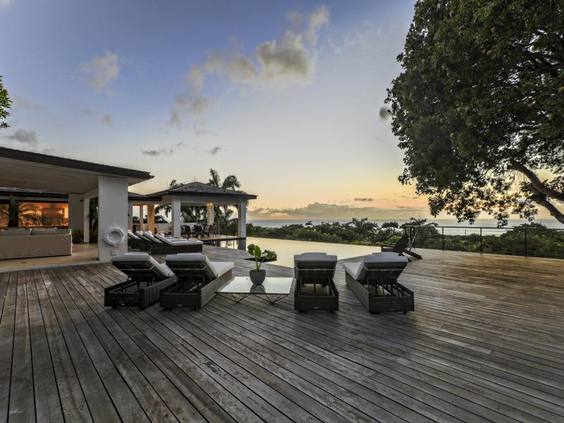 Sundeck House  , St James  