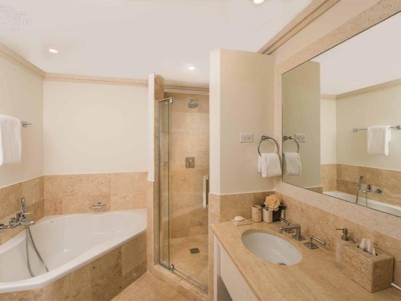 Royal Westmoreland - Sugar Cane Ridge 9 , Royal Westmoreland , St James , West Coast Barbados  