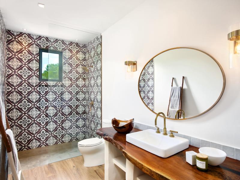 Tara House  , Speightstown , St Peter , West Coast Barbados  