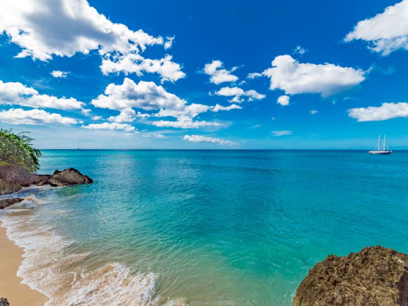 Sandy Cove 302 - The Pearl Beachfront , Beachfront villas Barbados , Prospect , Sandy Cove , St James , West Coast Barbados  