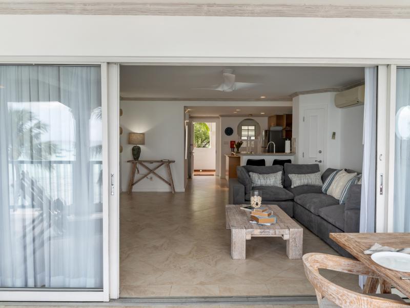 Villas on The Beach 304 , Holetown  