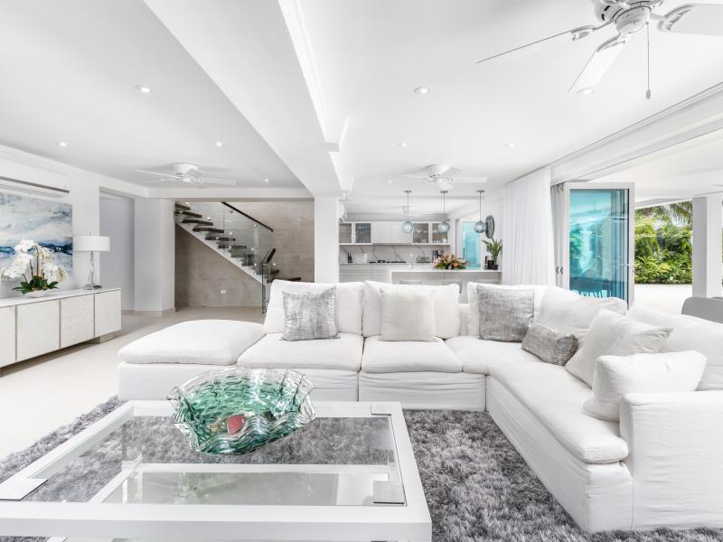 Blue Oyster - Beachfront , Beachfront villas Barbados , Lower Carlton , St Peter , West Coast Barbados  