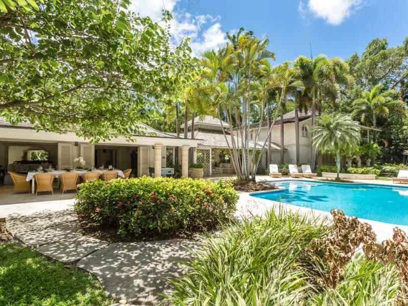 Bluff House & Cottage -Sandy Lane Beach , Beachfront villas Barbados , Sandy Lane Beach , Sandy Lane Estate , St James , West Coast Barbados  