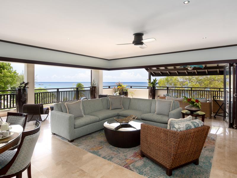 Coral Cove 14 - Crows Nest beachfront , Beachfront villas Barbados , Coral Cove , Paynes Bay , St James , West Coast Barbados  