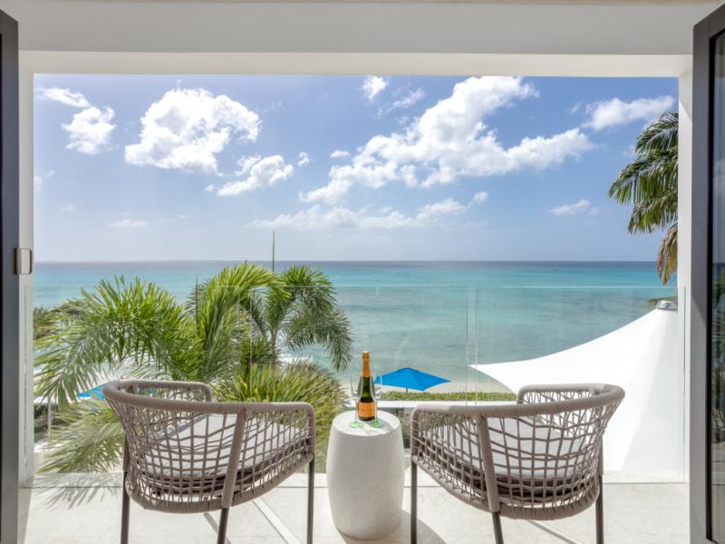 Dolphin Beach House - beachfront  , Beachfront villas Barbados , Fitts Village , St James , West Coast Barbados  