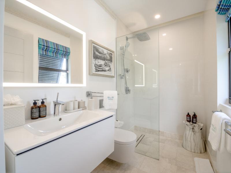 Dolphin Beach House - beachfront  , Beachfront villas Barbados , Fitts Village , St James , West Coast Barbados  