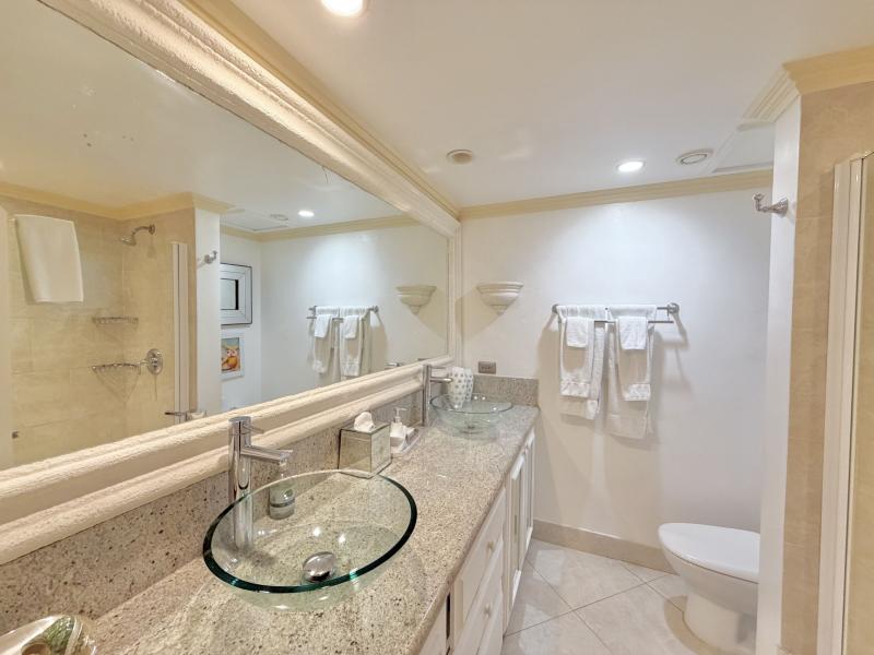 Glitter Bay 209 - Sea La Vie , Beachfront villas Barbados , St James  