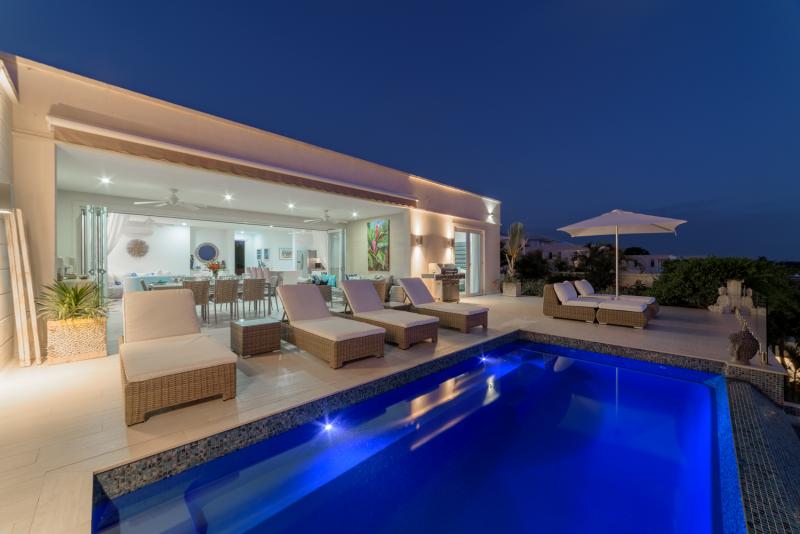 Westmoreland Hills Villa 22 - Ocean View Westmoreland Hills Villa 22 - Ocean View